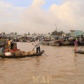 mercado no Mekong