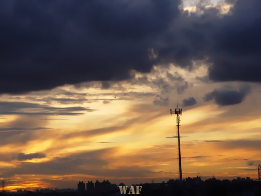 Objeto no Céu Procura a Torre