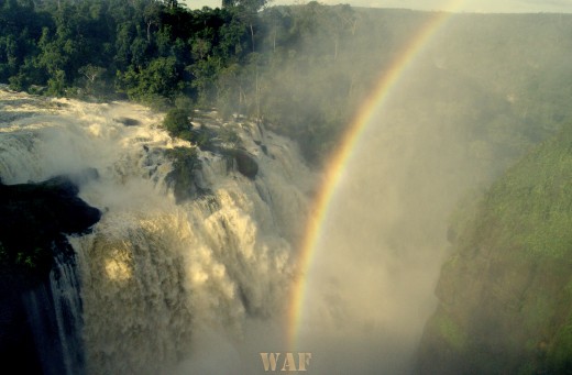 Fim de tarde na cachoeira !!!