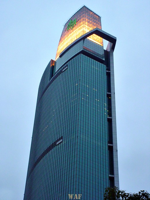 a Shanghai (China) building in the early evening
